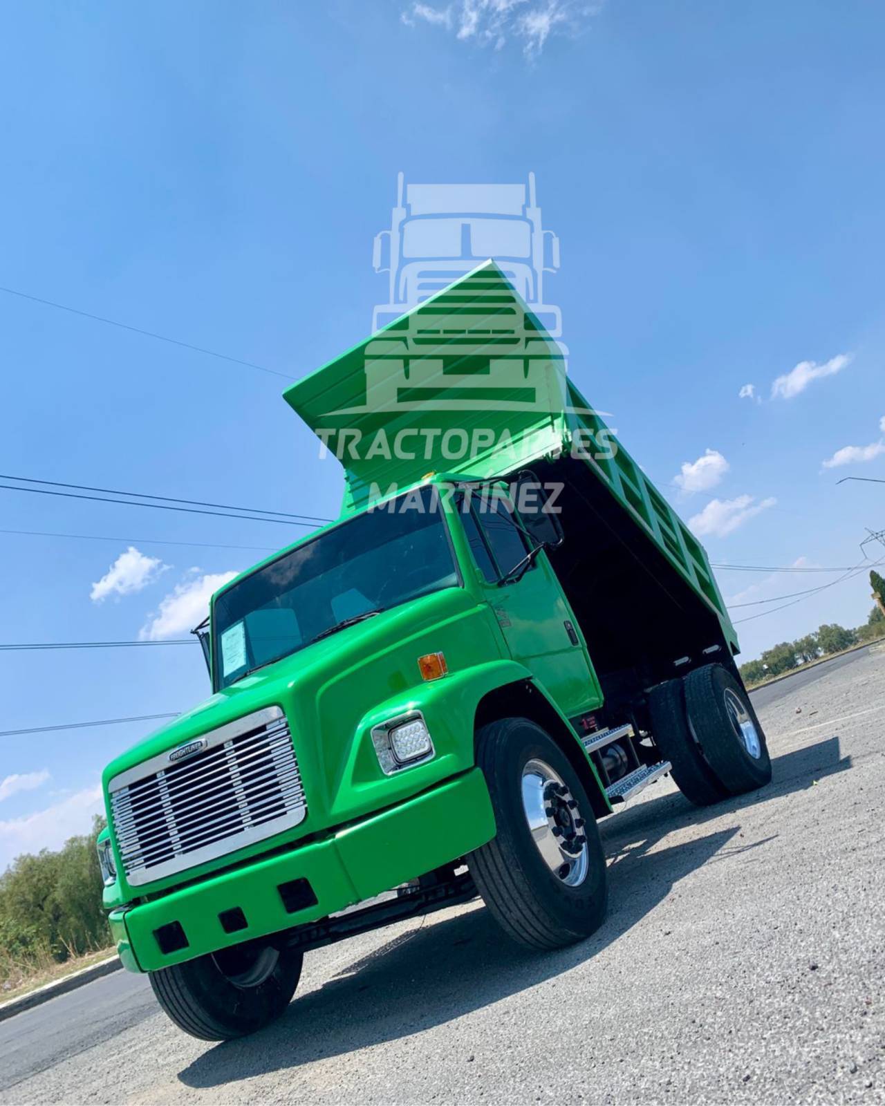 Camión FL70 Freightliner